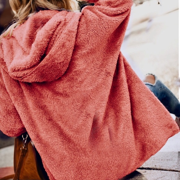 Last one! Rose Sherpa teddy hooded Jacket - Picture 2 of 5